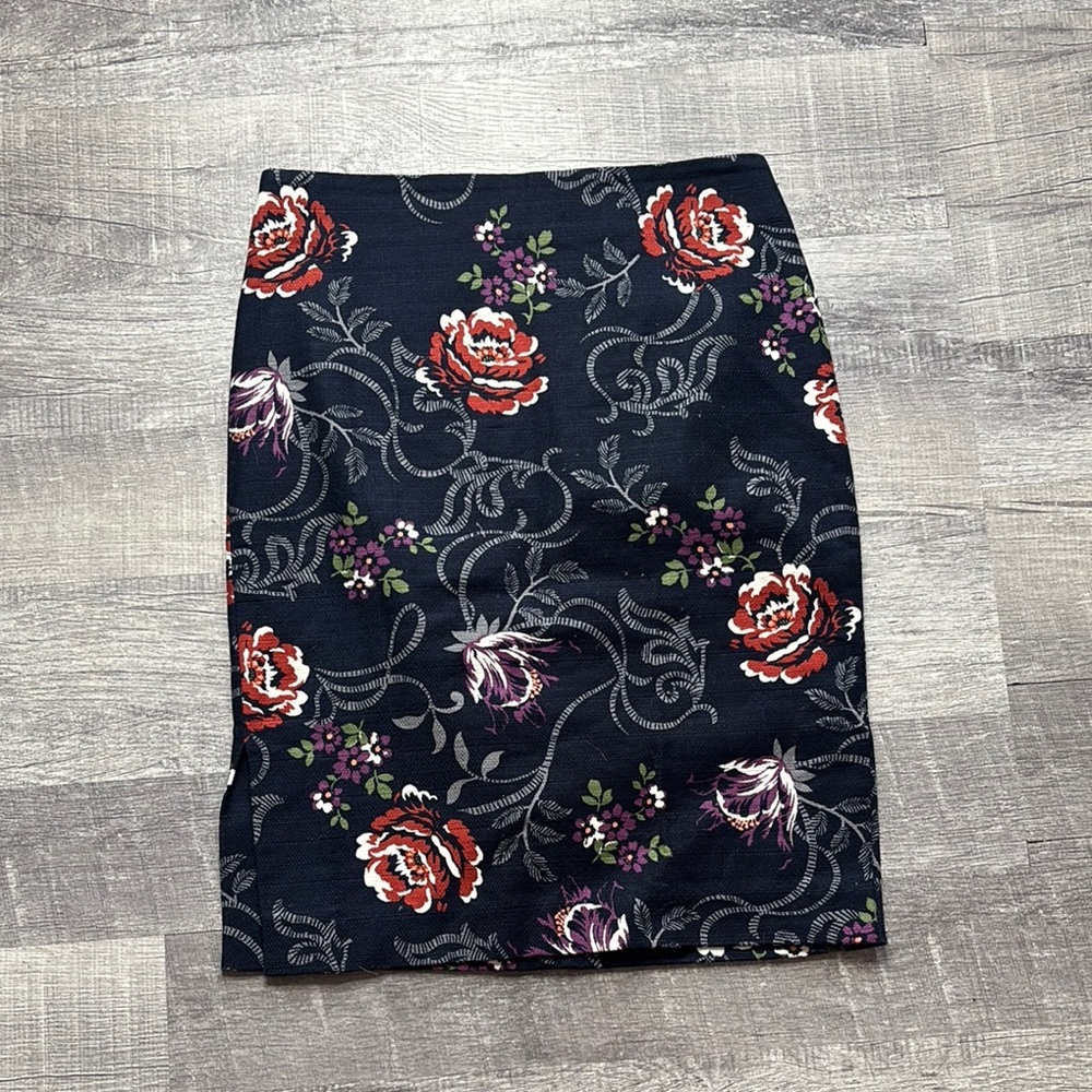 Ann Taylor LOFT Floral print Pencil Skirt